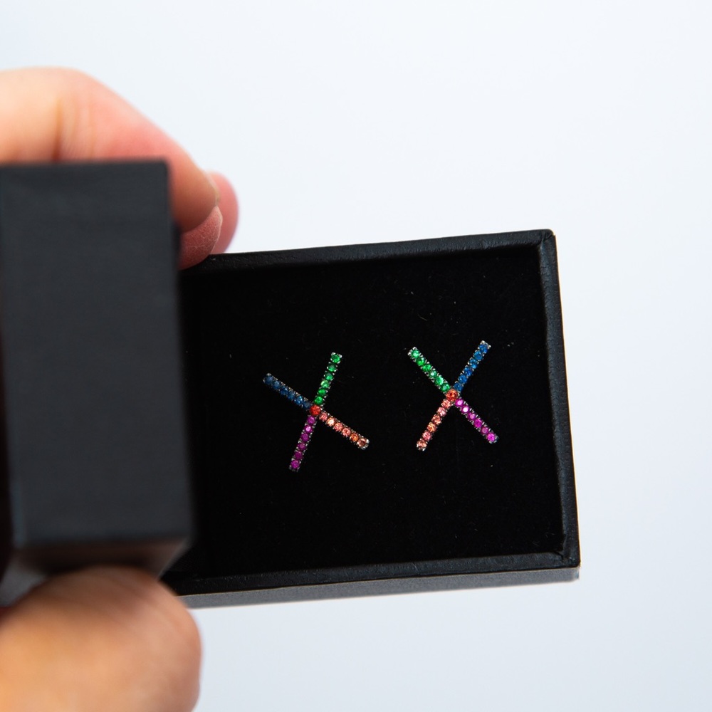 Rarities Carol Brodie Multi gemstone earrings X design multicolor